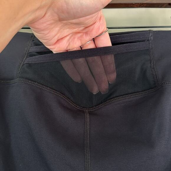 FABLETICS MOTION 365 BLACK LEGGINGS GUC - Picture 6 of 12